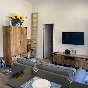 Casa Do Chinelo Azul Сasa de vacaciones Queluz