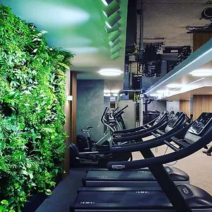 https://1-room-60m2-center-of-obolon-near-river-side-with.hotels-of-kiev.com