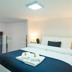 Bella Mia - Entire Near Liszt Ferenc Ter Apartamento Budapest