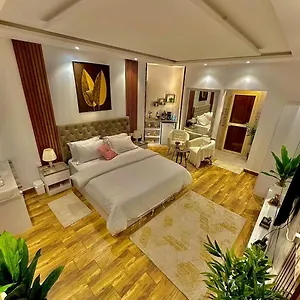 زيارة الفندق