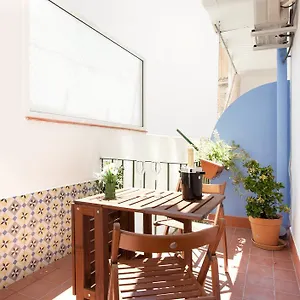 https://centric-apartment-el-molino-theater-p1.catalonia-hotels.com