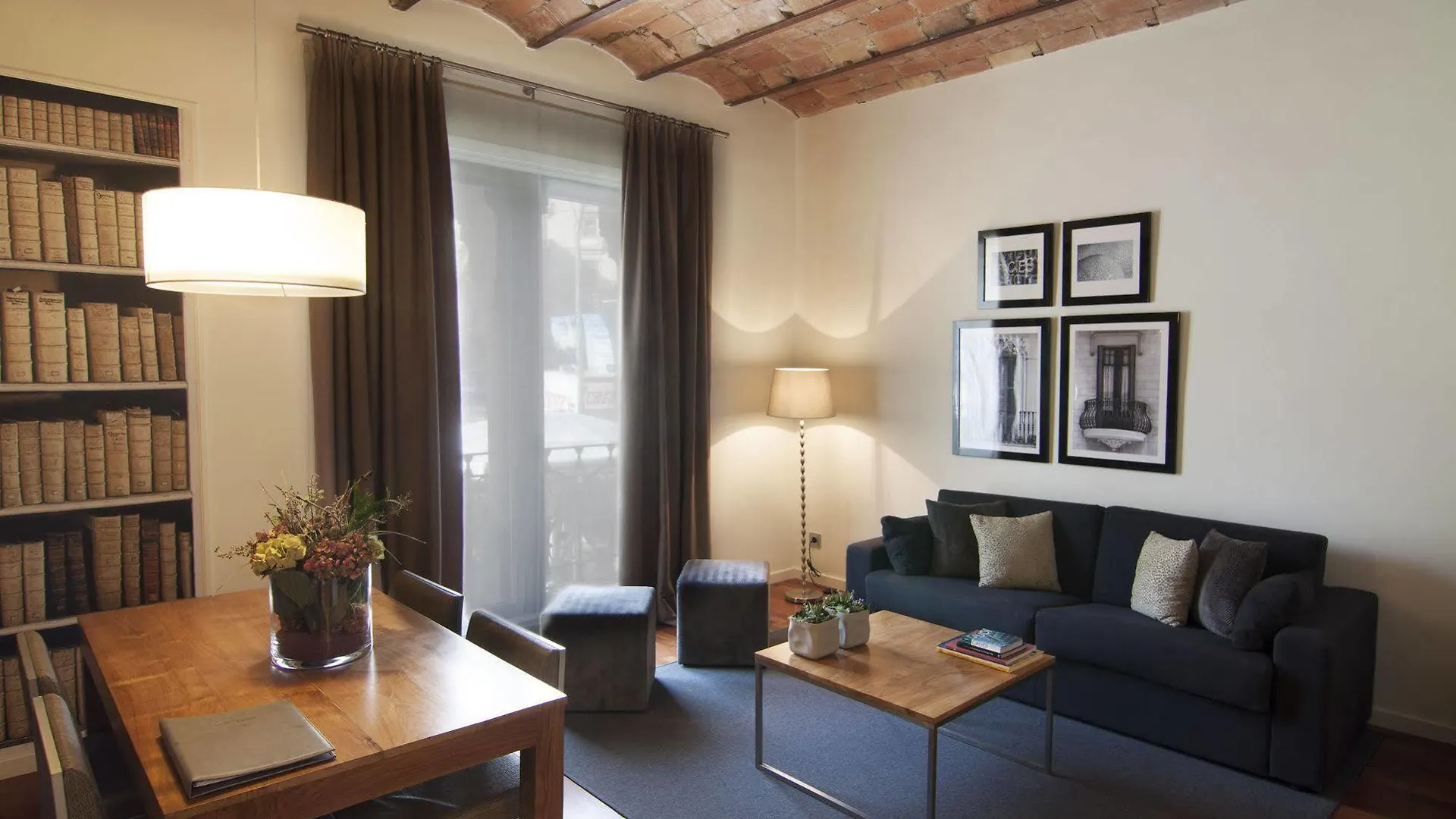Apartments Sixtyfour Barcelona 0*,  Spain